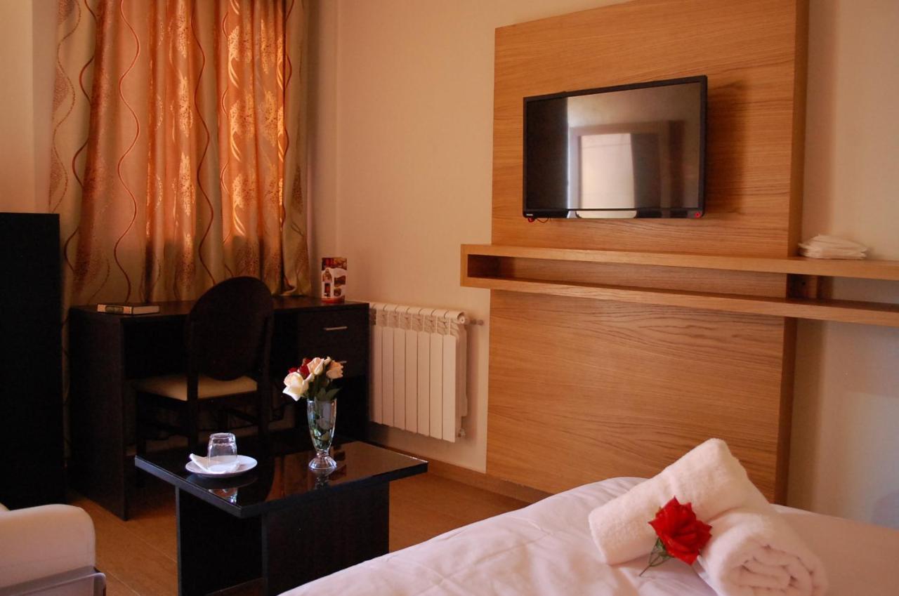 Hotel Vallee Ziz Эр-Рашидия Экстерьер фото